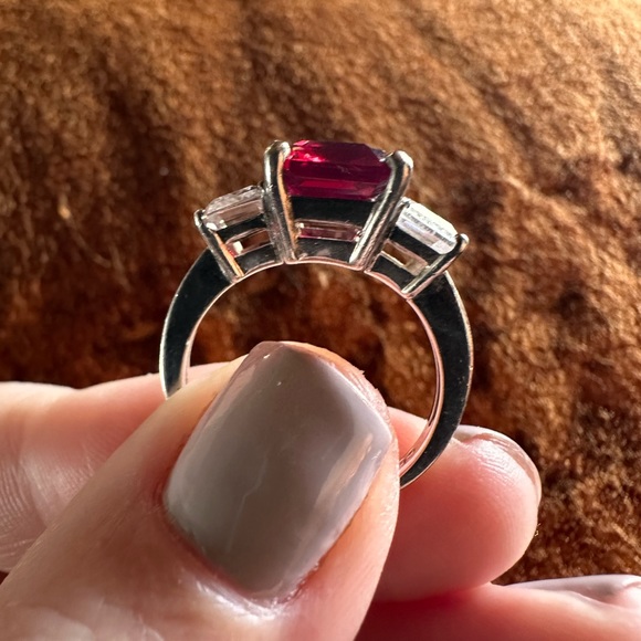 Bloomingdale’s Cocktail Silver Ring- Size 7 - Picture 4 of 5